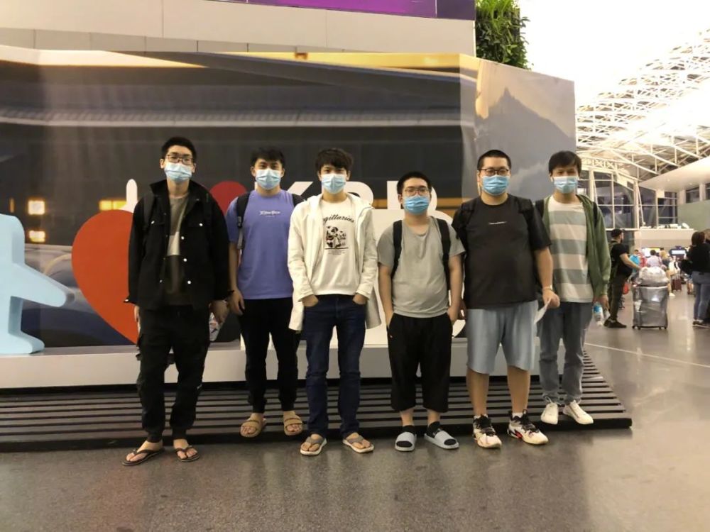 抛投或强攻